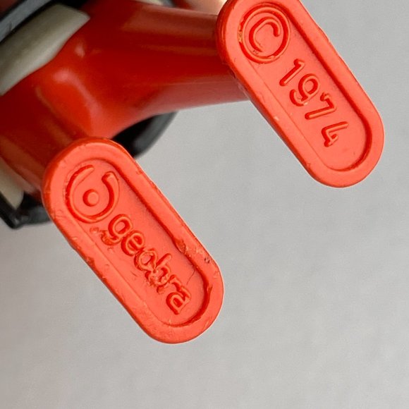 Vtg Geobra 1974 Lot of 3 Castle Village Towns People Figure Toys Pretend Play - Picture 5 of 6